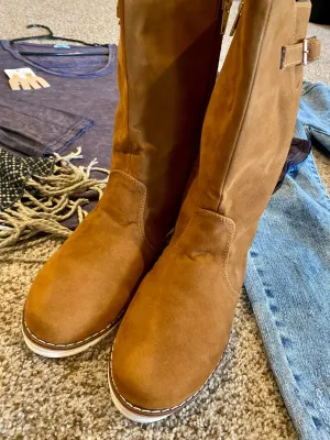 Buckle accent Boot