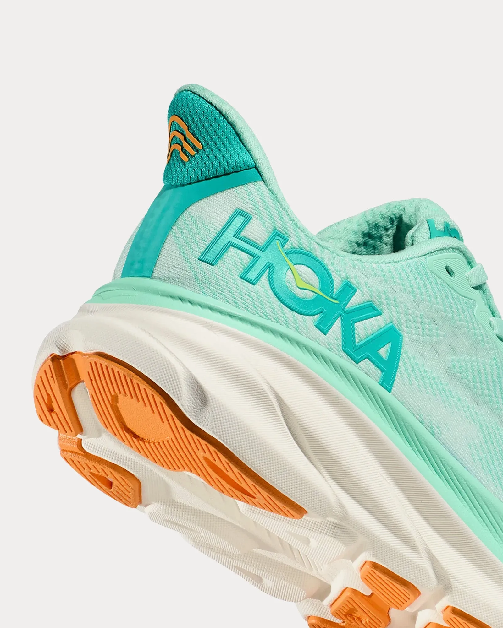 Clifton 9 Seafoam / Aqua Breeze Running Shoes
