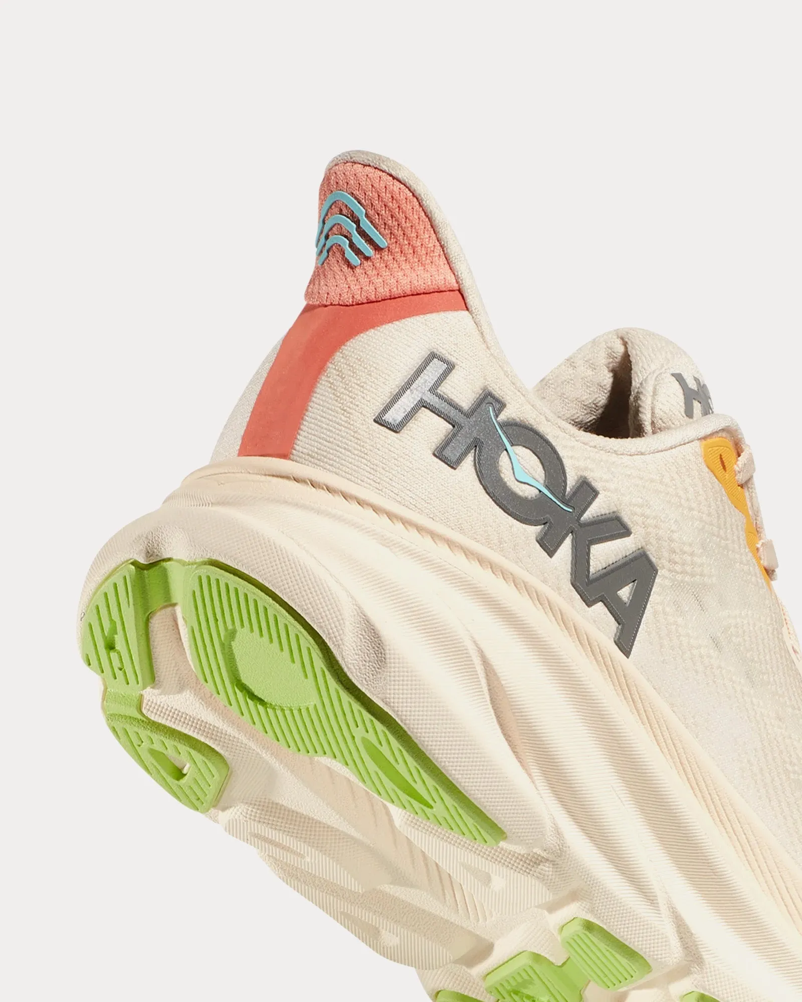 Clifton 9 Vanilla / Astral Running Shoes