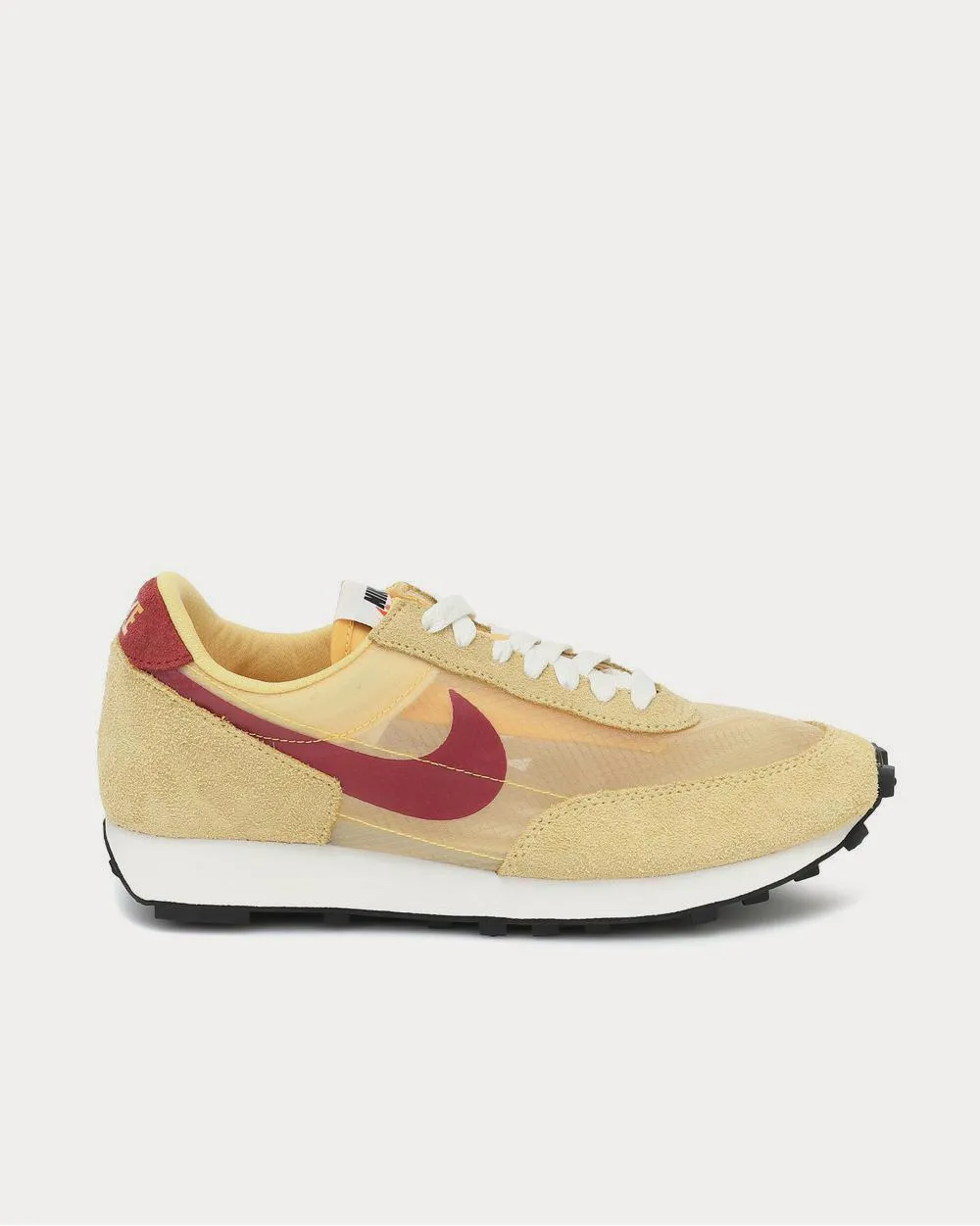 Daybreak suede Topaz Gold Running Shoes
