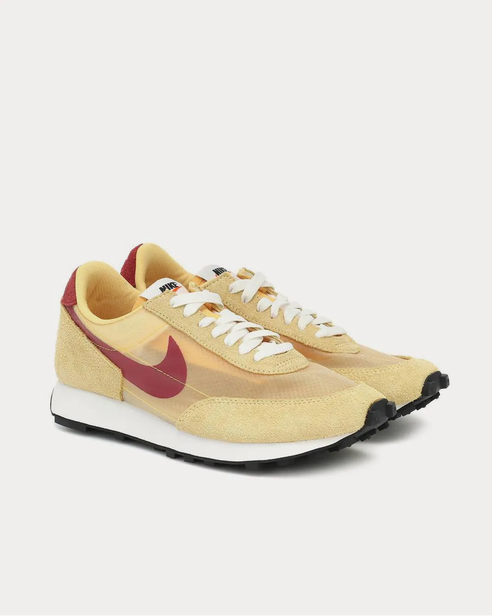 Daybreak suede Topaz Gold Running Shoes
