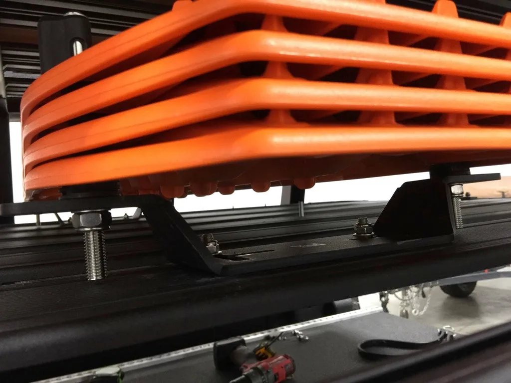 Equipt K9 MAXTRAX Mount Set