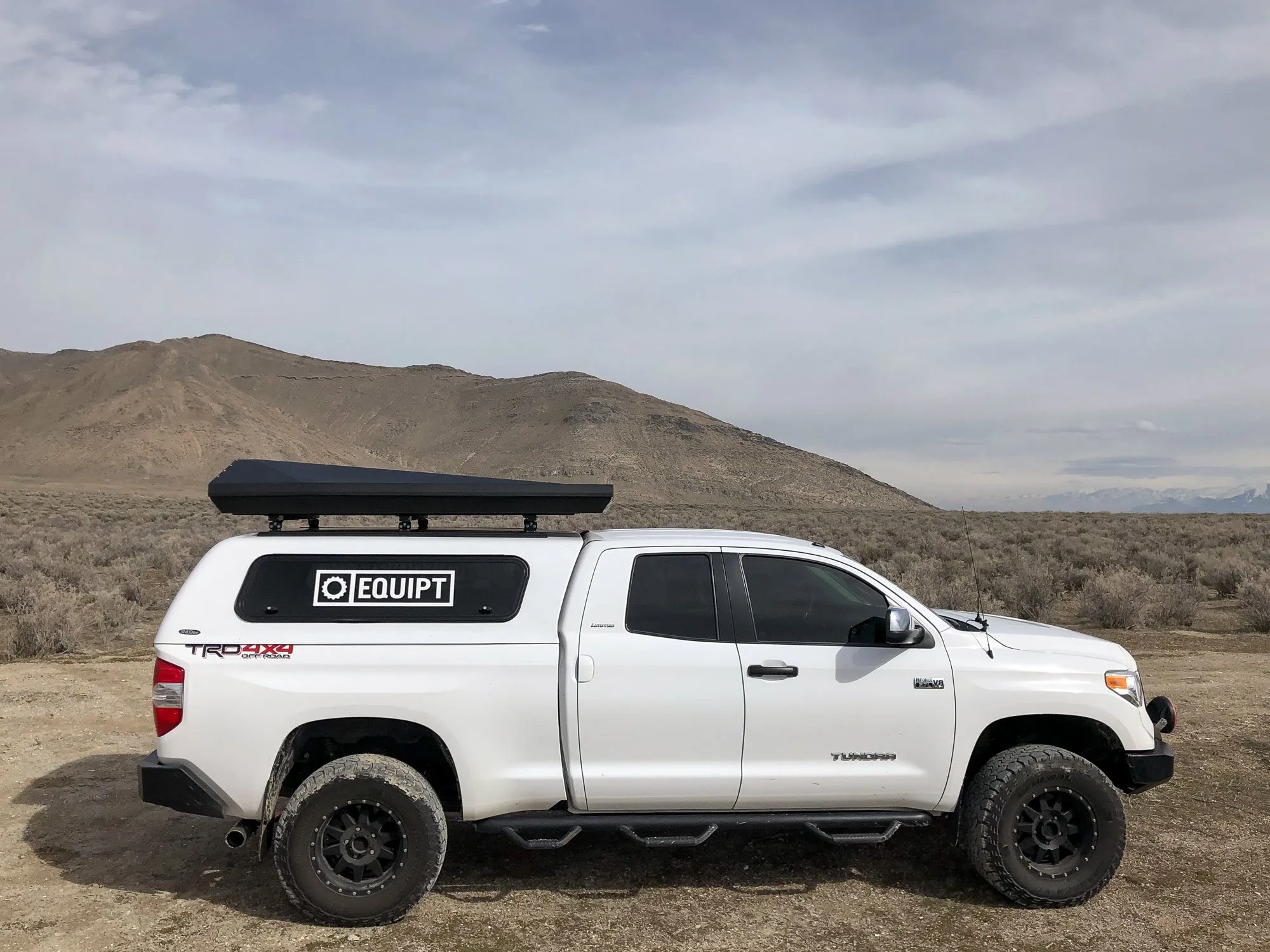 Equipt Stealth Hard Shell Roof Top Tent