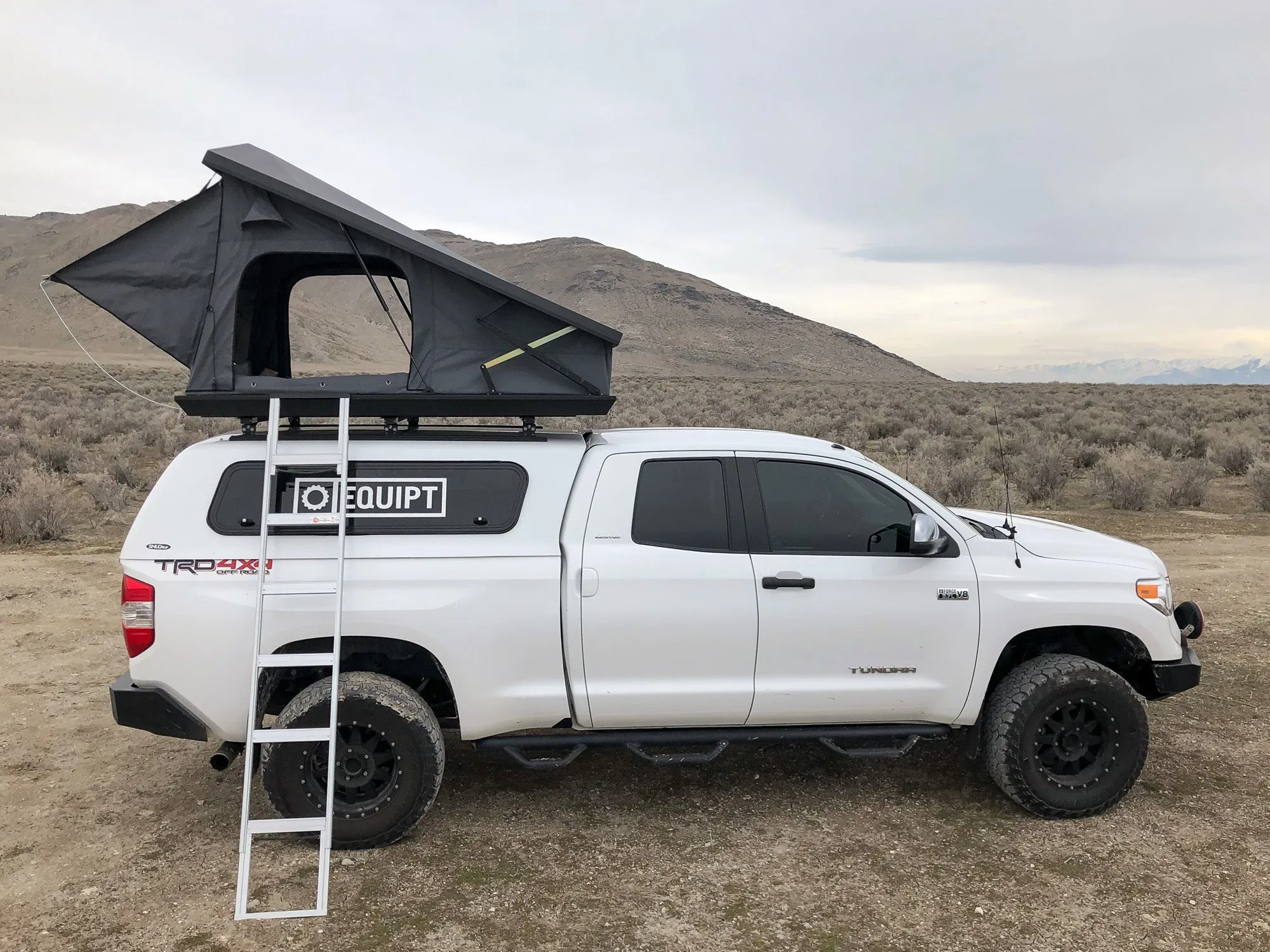 Equipt Stealth Hard Shell Roof Top Tent
