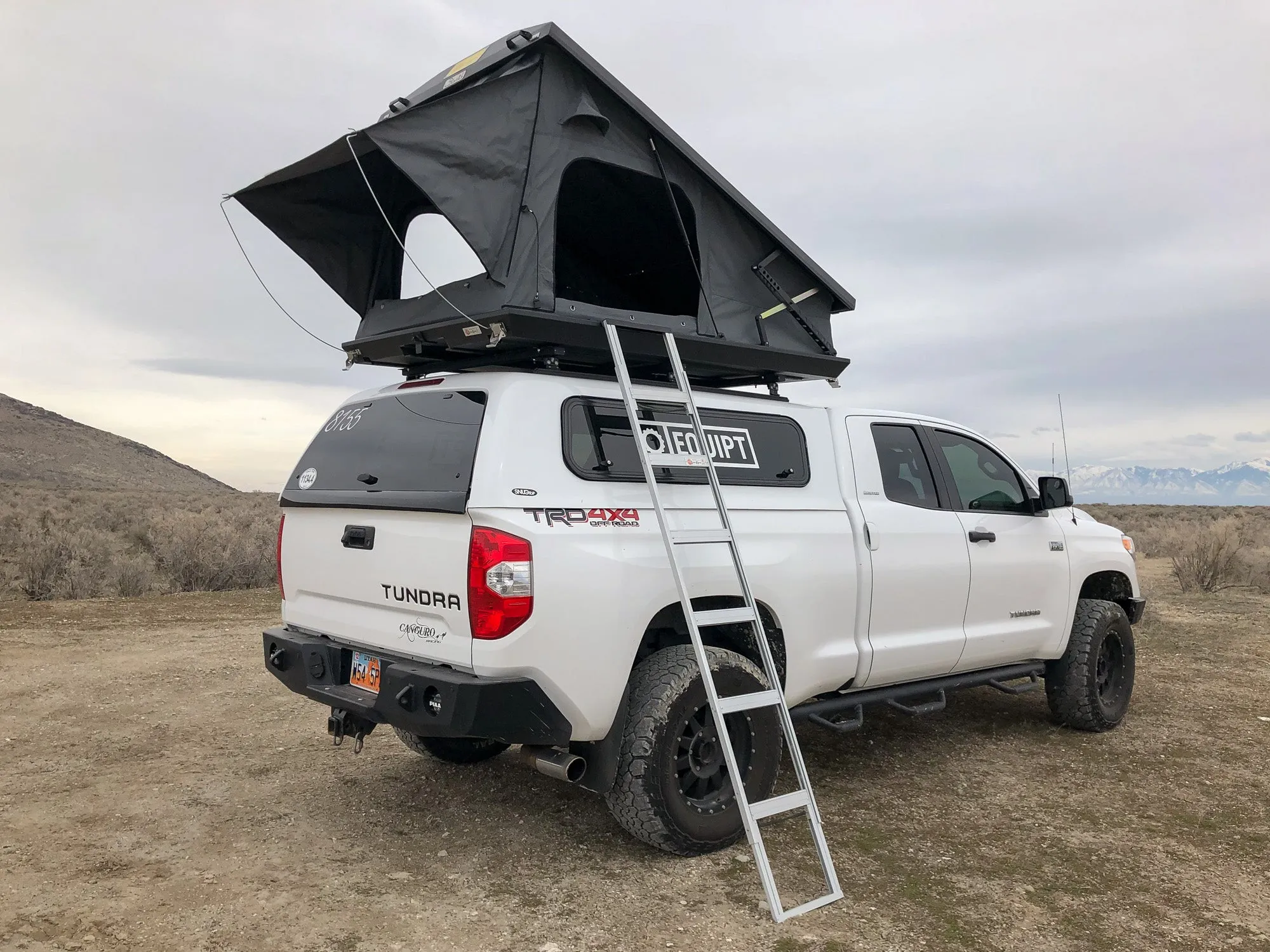 Equipt Stealth Hard Shell Roof Top Tent