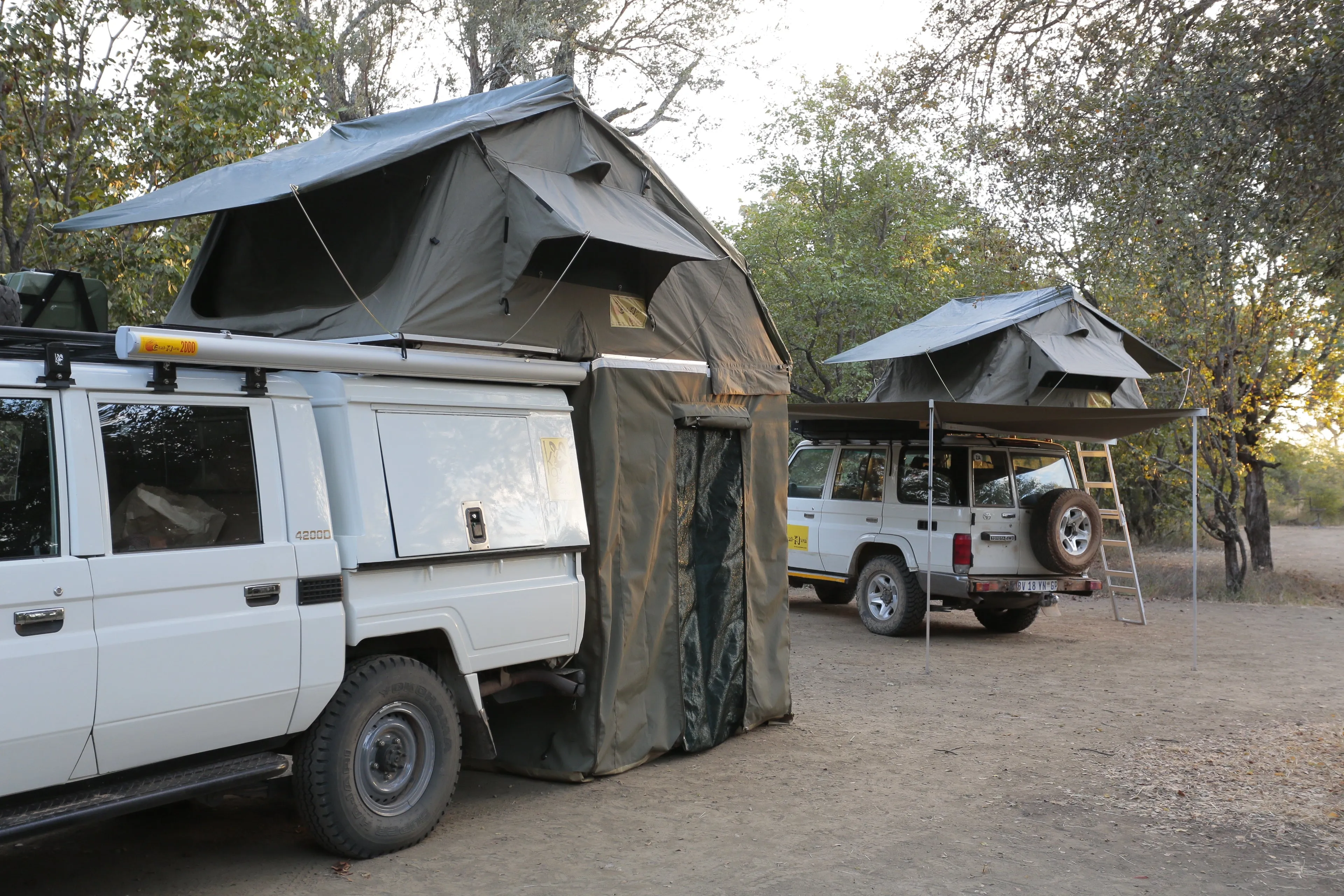 Equipt XKLUSIV Roof Top Tent