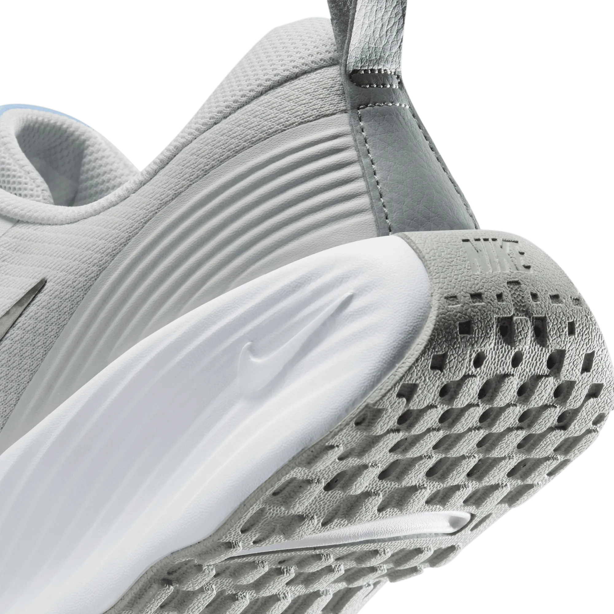 NIKE PROMINA WOMEN'S WALKING SHOES