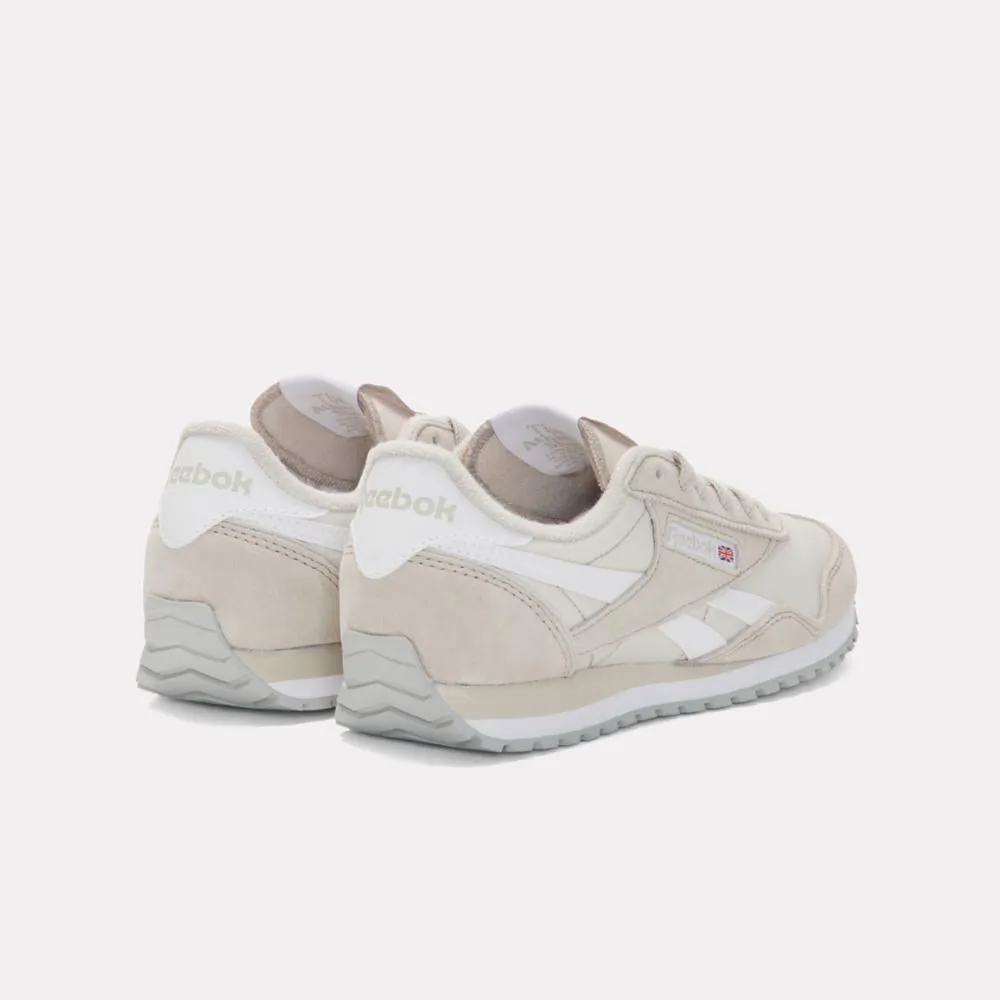 Reebok Footwear Women Classic AZ Shoes SPORT BEIGE/SPORT BEIGE/WHITE