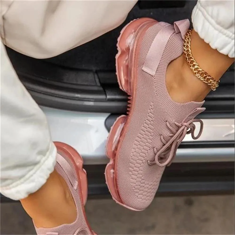 Relaxed and breathable orthopedic Shoes