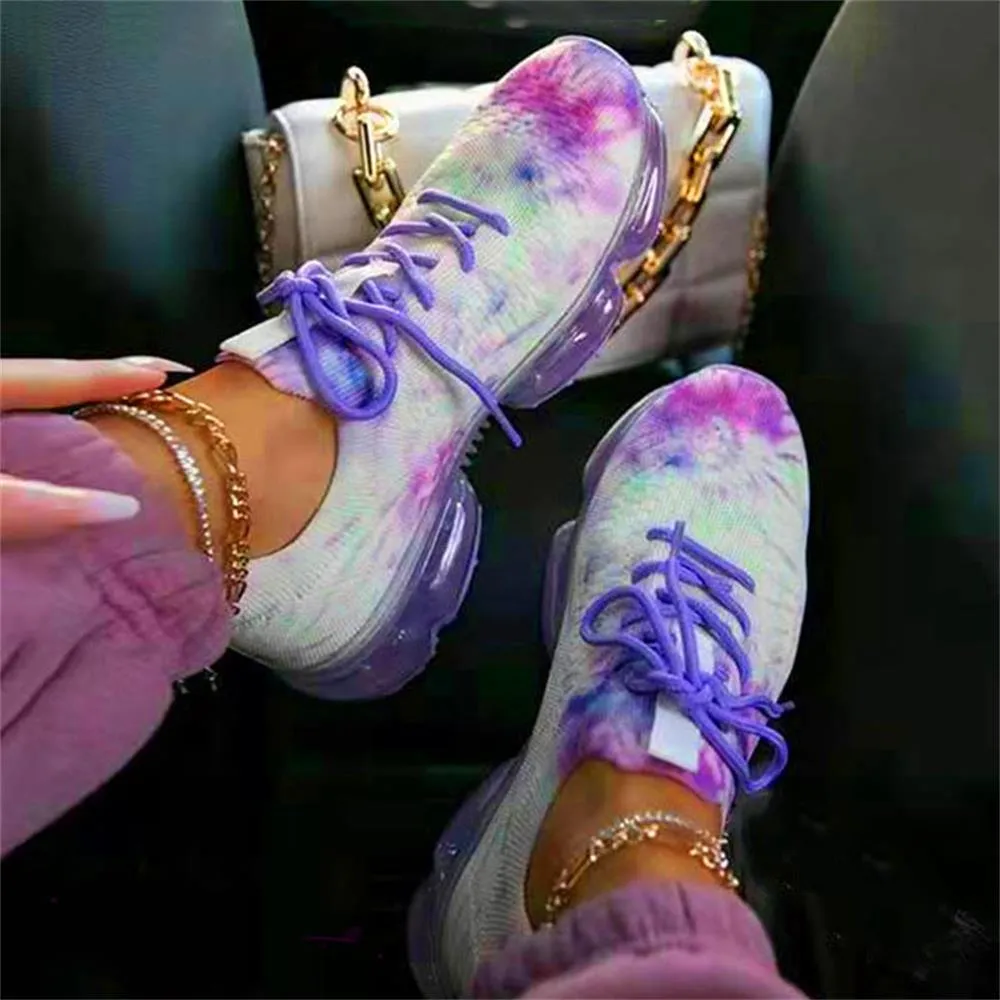 Relaxed and breathable orthopedic Shoes