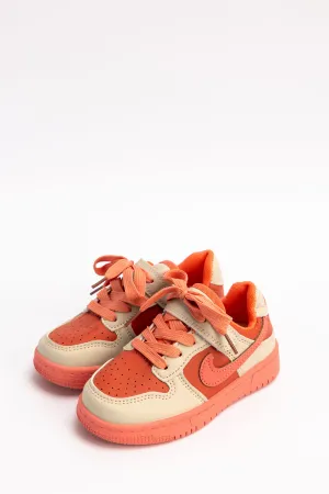 SPORTS SHOES